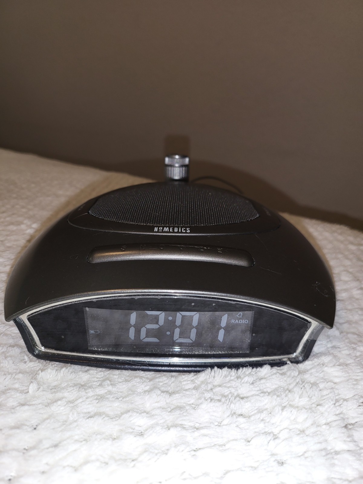Homemedics AM/FM Soundspa Radio Alarm Clock Model SS 4500 W Time Projection
