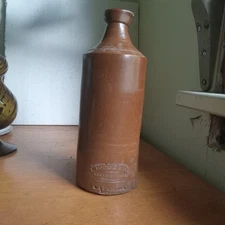 1870s P&J ARNOLD LONDON 9"LARGE SIZE STONEWARE INK BOTTLE WITH POUR SPOUT