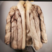 Saga Selected Guarantee of Quality Fox Fur Coat Size Small / Med