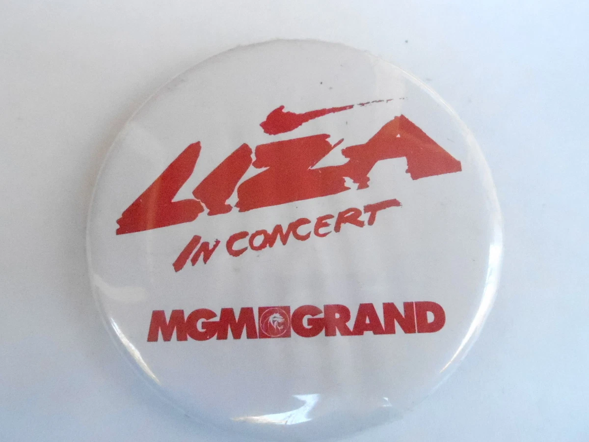 VINTAGE PROMO PINBACK BUTTON 110 019 LIZA MINELLI MGM GRANT