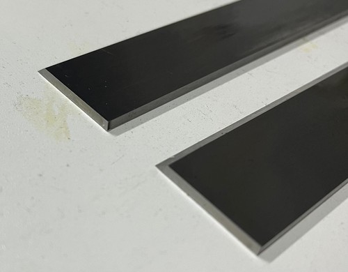 PZ. 03 COLTELLI PER PIALLA DIMENSIONI 300x30mm DA FALEGNAMERIA ACCIAIO HSS 18% - Zdjęcie 2 z 4