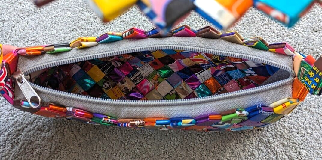 Retro Candy Wrapper Multicolor Purse Handbag 9x4x… - image 6