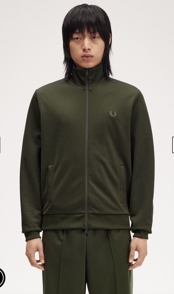 FRED PERRY - Track Jacket - Uniform Green Style: J6000 Sz XL FRED PERRY - Track Jacket - Uniform Green Style: J6000 Sz XL