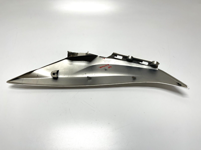 けいL 16-20 KAWASAKI NINJA ZX10R RIGHT REAR OEM TAIL FAIRING COWL