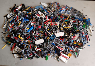 LEGO BULK LOT 8 LB+ POUNDS TECHNIC GEARS BRICKS W HOLES LIFT ARMS CONNECTORS