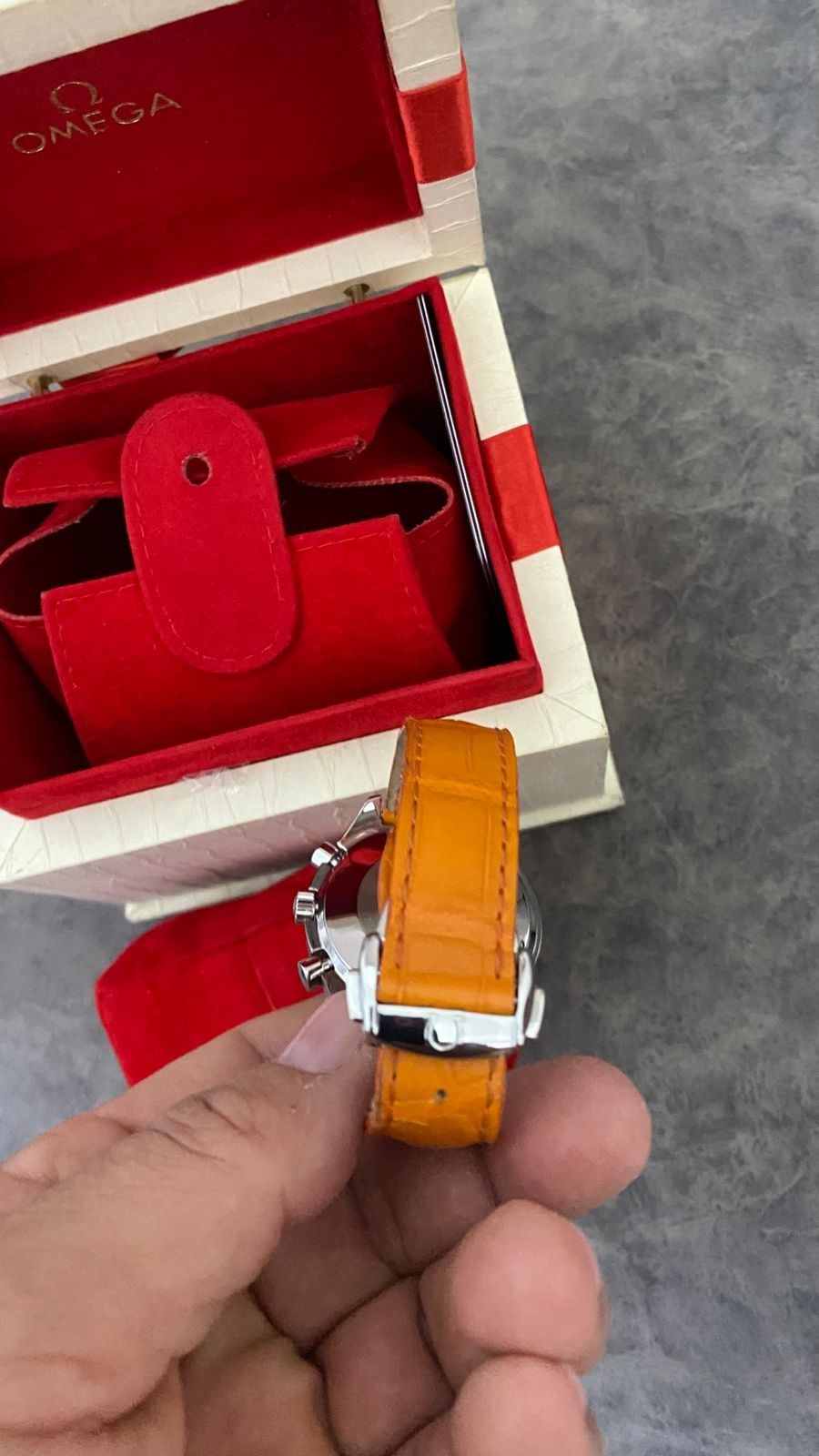 OMEGA Speedmaster Automatic white dial. Two Leath… - image 3