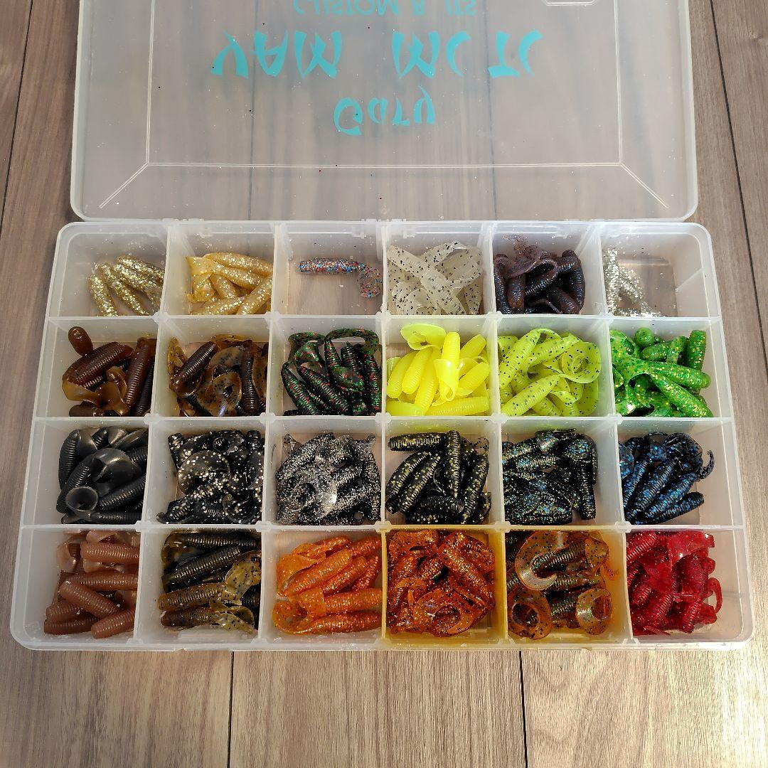 Gary Yamamoto GRUB4インチ各色224個セット☆タックルBOX付 Gary Yamamoto GRUB4インチ各色224個セット☆タックルBOX付