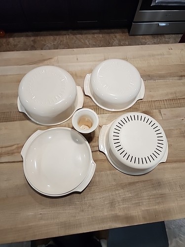VINTAGE 3 QT TUPPERWARE ALMOND STACKER COOKER MICROWAVE SET - Picture 9 of 20