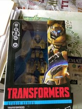 Transformers One Studio Series B-127 Bumblebee 6    Action Figure Deluxe Class New