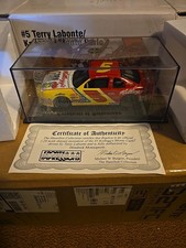 1997 Hamilton NASCAR 5 Terry Labonte Kelloggs Frosted Corn Flakes Die Cast 1:24