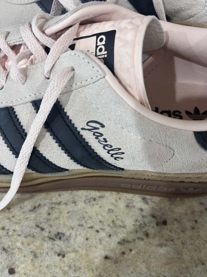 Zapatilla deportiva para mujer ADIDAS GAZELLE de gran tamaño gamuza color rosa 39,5 9,5 cuero Foto 2 de 4