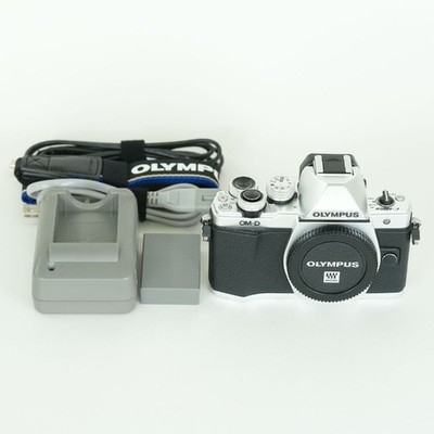 Good Condition Shutter Count 10 230 OLYMPUS OM D E M10 Mark II Body Silver Micro