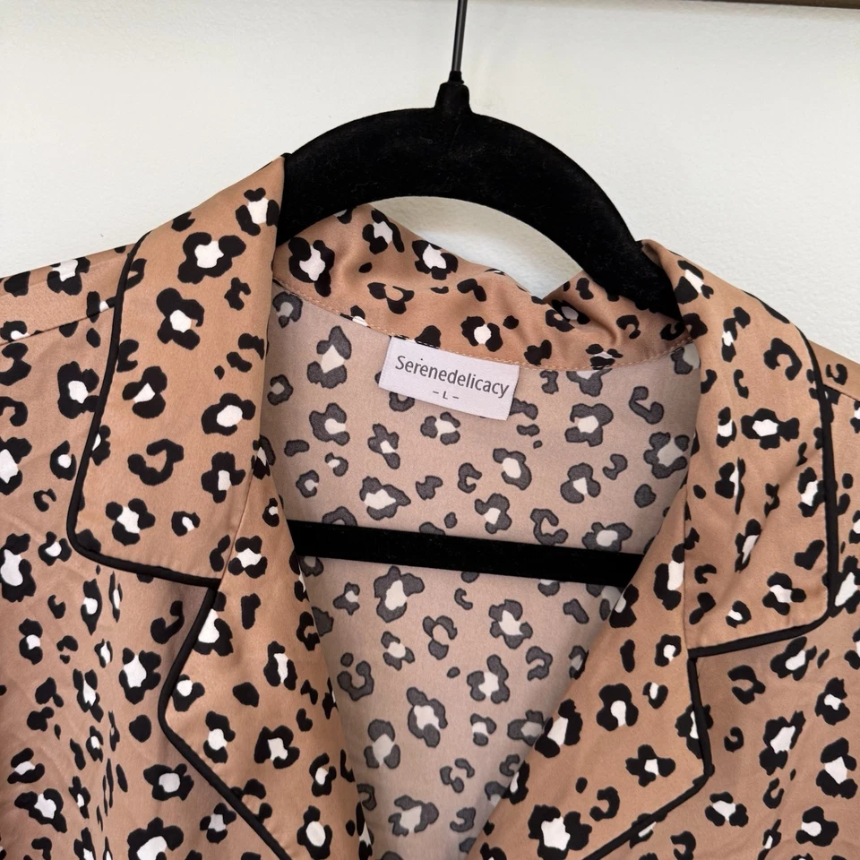 Serenedelicacy Silky Satin Pajamas Set Woman’s Large Button Sleepwear Leopard - Image 2 of 4