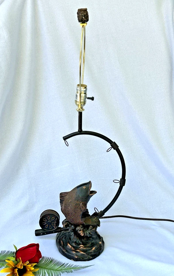 Fishing theme Table Lamp 30.5" Tall Vintage - Image 3 of 4