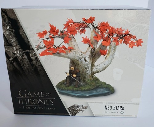 Neu im Karton, Department 56 Game Of Thrones Ned Stark Figur.
