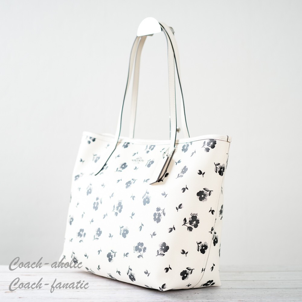 NWT Coach CP073 City Tote Bag With Floral Print in Chalk