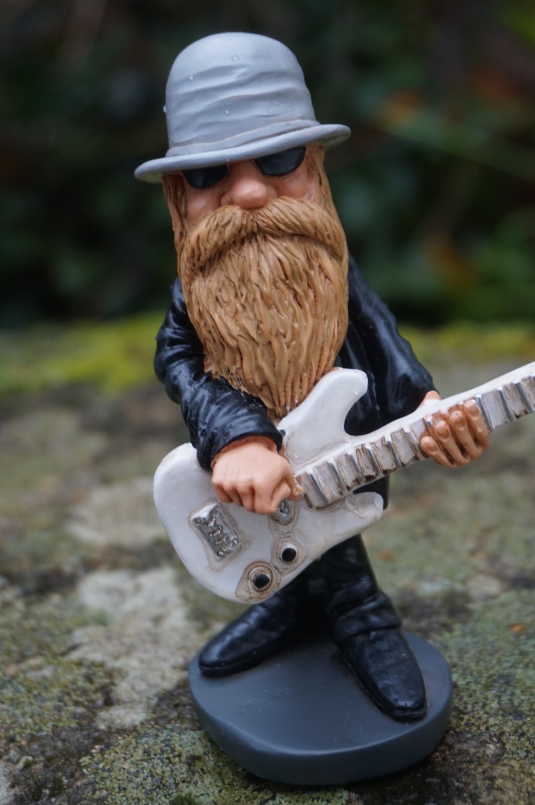 Figurine rock ZZ Top Dusty Hill en résine de 18cm pour déco vintage de salon