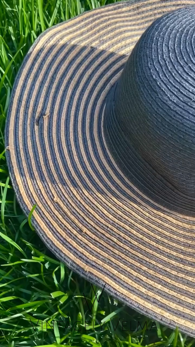 Mint by Goorin | Vintage 90\'s Two Tone Brown Earthy Summer Paper Floppy Sun Hat Mint by Goorin | Vintage 90 main image 3
