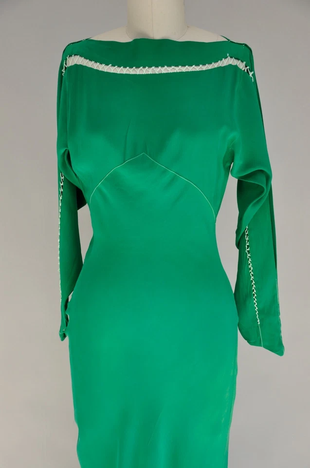 Vestido vintage de 1930 verde esmeralda corte sesgado con mangas abiertas vacaciones Navidad XS Foto 2 de 4