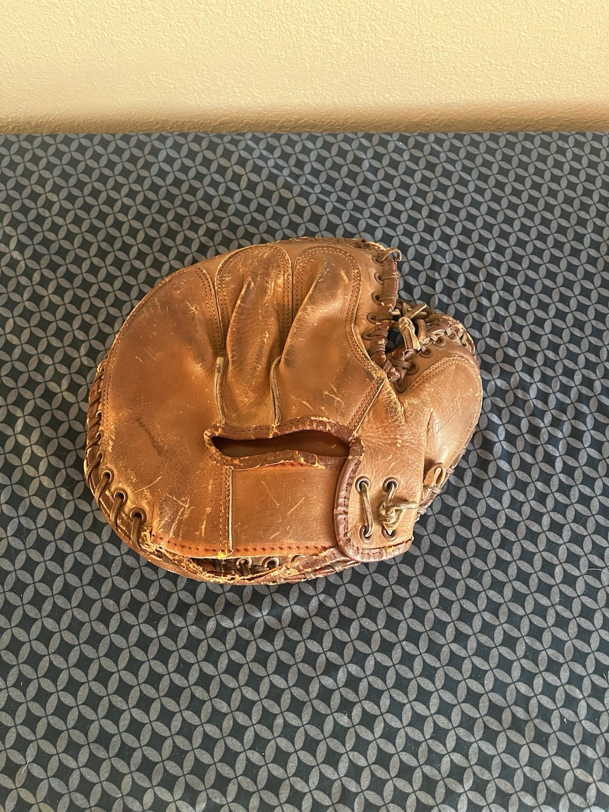 Old School Baseball Glove