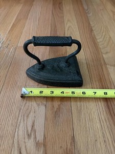 Vintage Cast Iron Clothes Iron #6