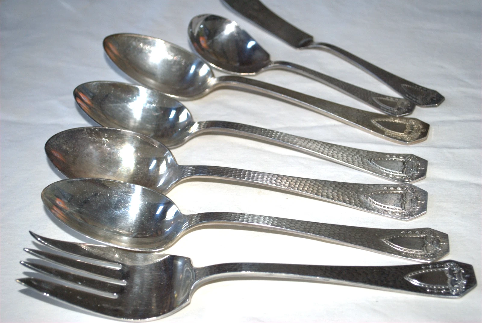 1847 Rogers Bros "Heraldic" (7) Serving pieces Silverplate 1916
