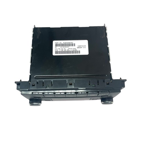 Unidad principal de radio Chrysler OEM P68252823AC Sirius MP3 AUX CD AM/FM sin probar - Imagen 3 de 10