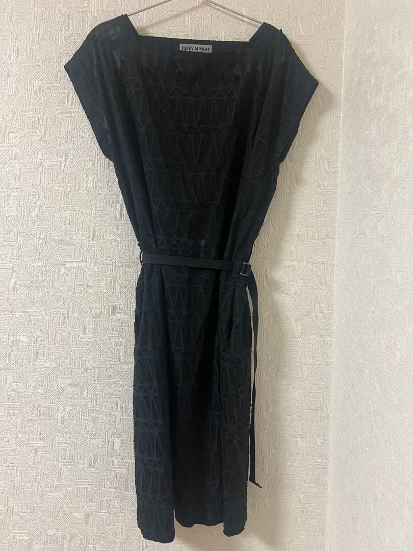 Used Issey Miyake Sleeveless Dress, Black Acceptable