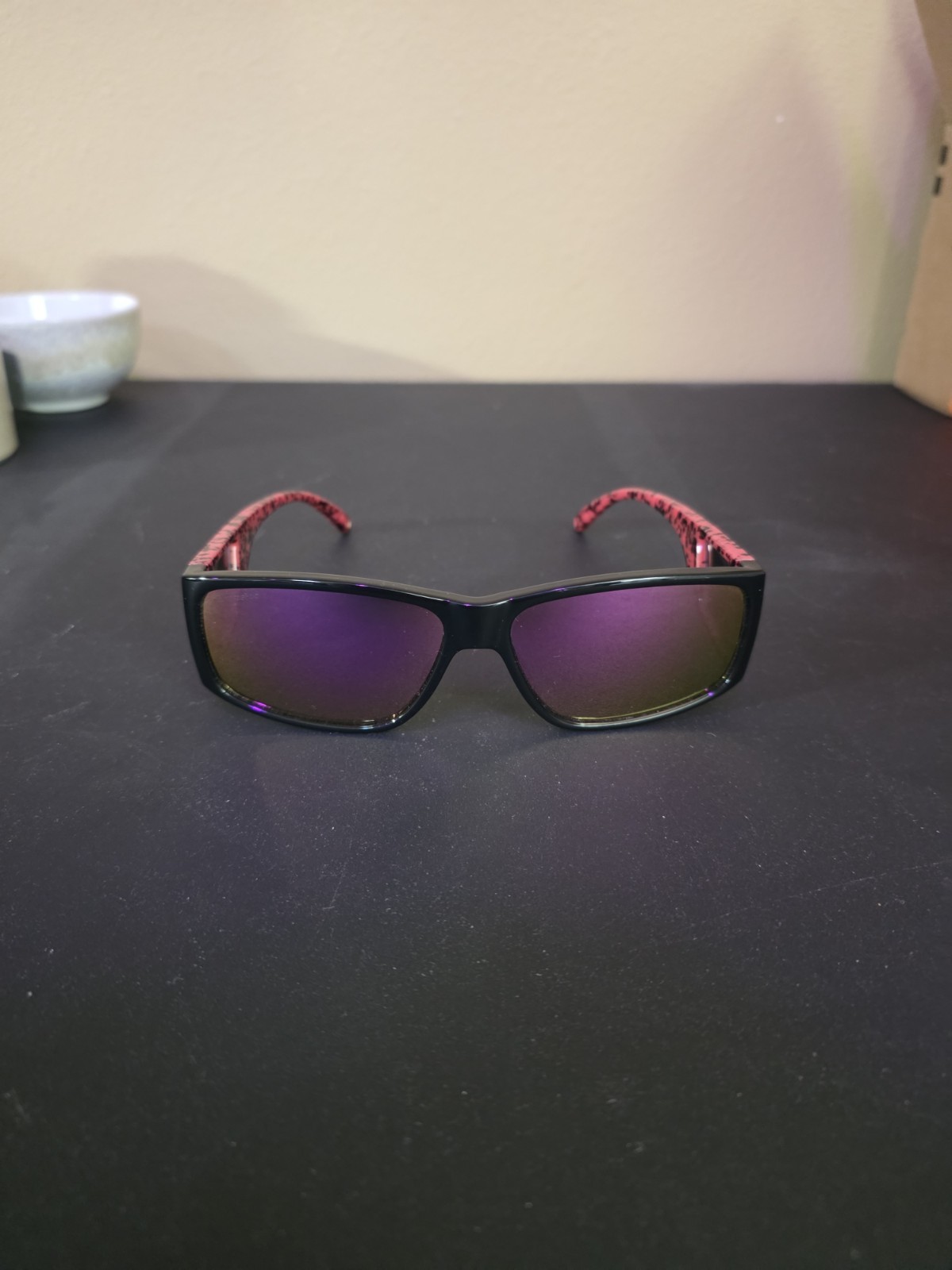 Smith vintage Rectangular Sunglasses Blac redk Fr… - image 1