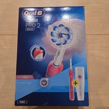 Braun Oral-B PRO 2 2000 Electric Toothbrush Black D5015132XBK with Travel Case