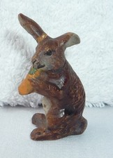 stare zwierzęta z masy : piękny KRÓLIK z marchewką od MAROLIN