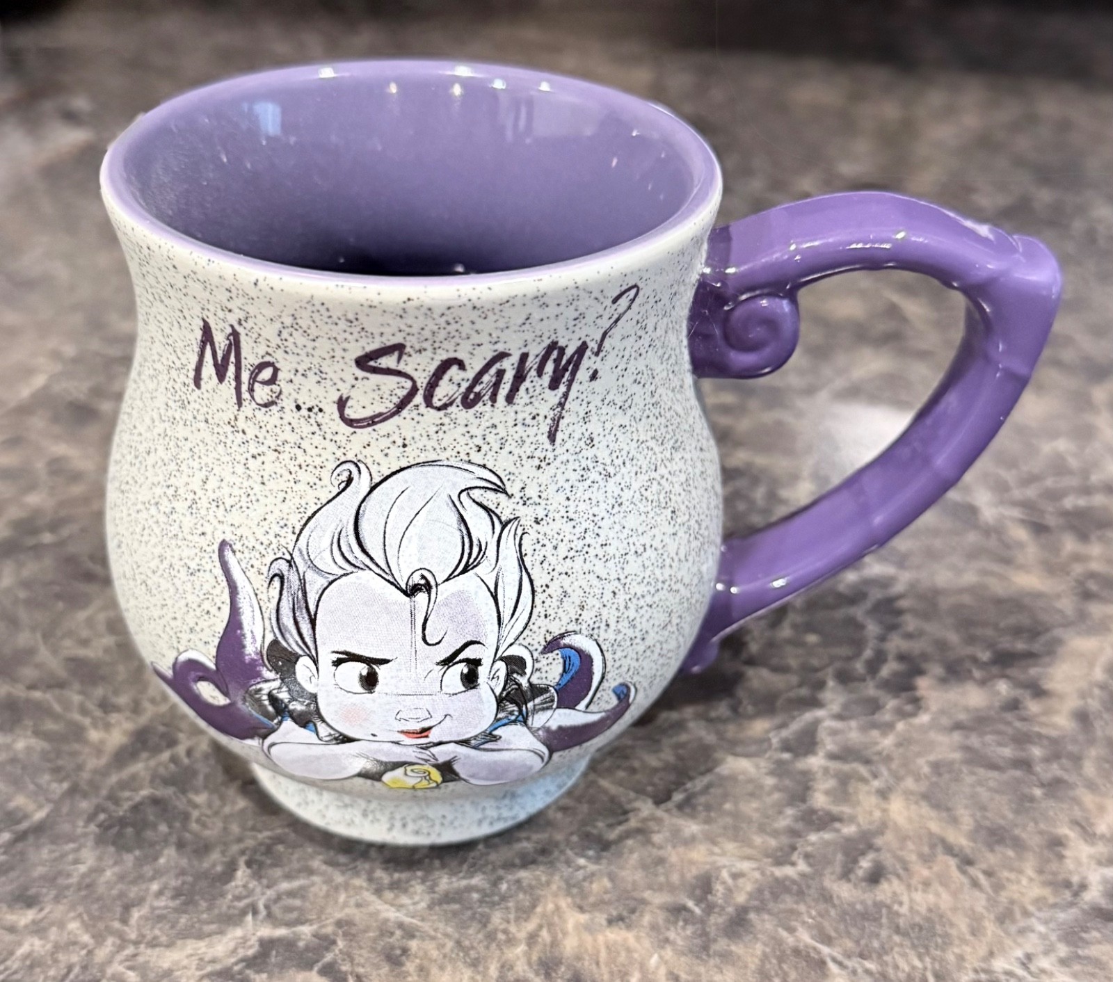 Taza Ursula Me Scary RARA Colección Animadores Disney Mango Púrpura