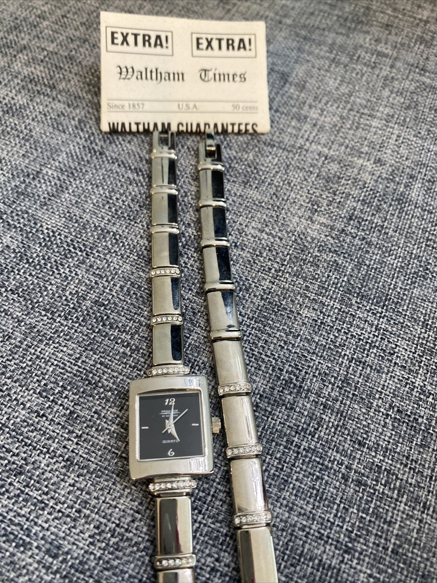 Vintage Prestige By Waltham Woman\'s Watch-Silver Tone Prestige by Waltham Quartz Watch | Unisex Silver-tone  main image 2
