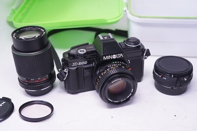 Minolta X300 X-300 analoge Spiegelreflexkamera mit Minolta 50mm & 75-150mm Objektiven