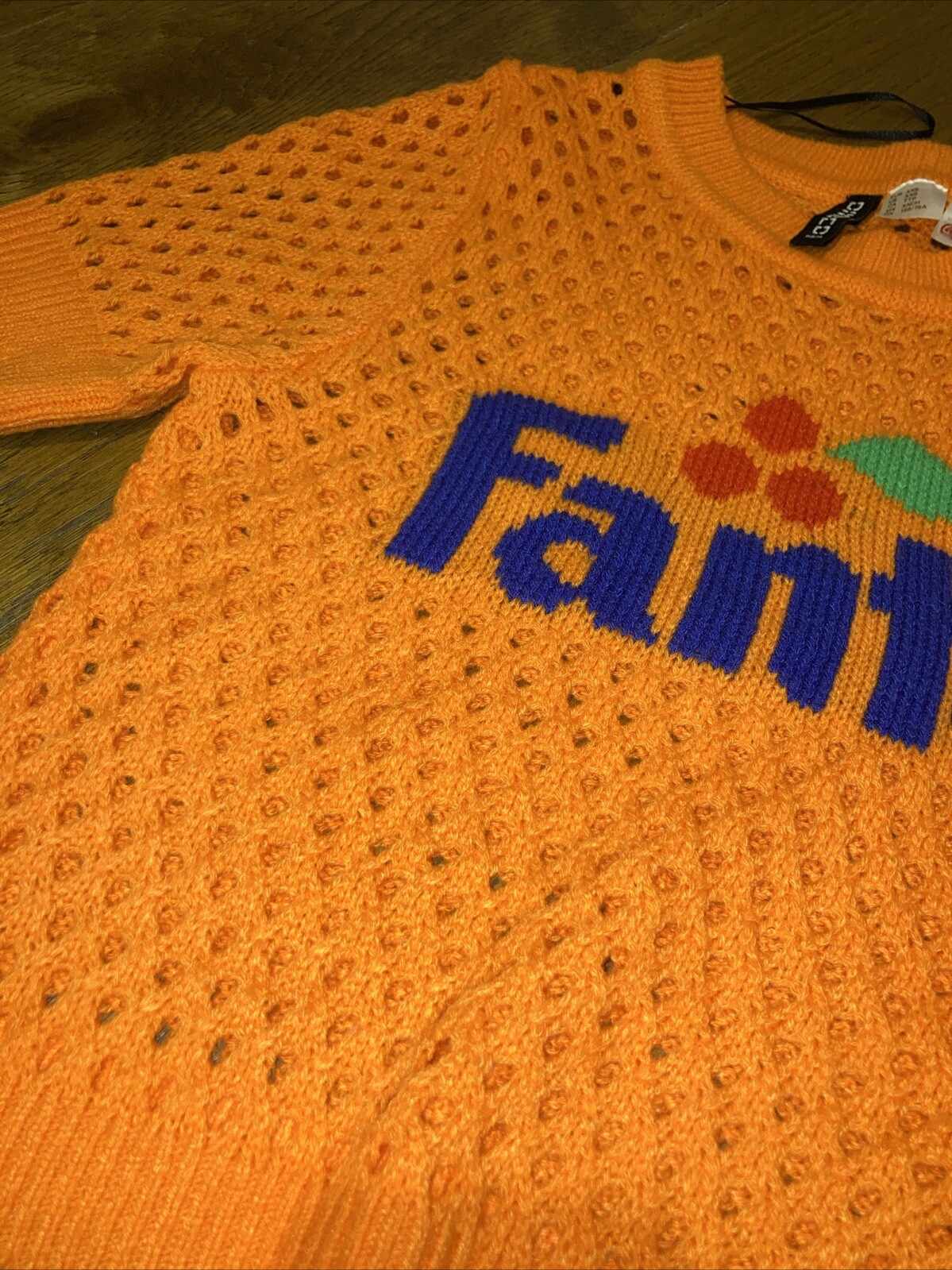 Fanta H&M Ladies Girls Orange Top Jumper Size XXS Shirt Teenager Fashion Retro thumbnail 4
