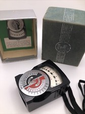 DEJUR EXPOSURE METER MODEL 5-B