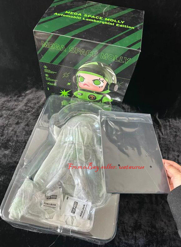 Pop Mart Mega Space Molly The Lamborghini Astronaut 400