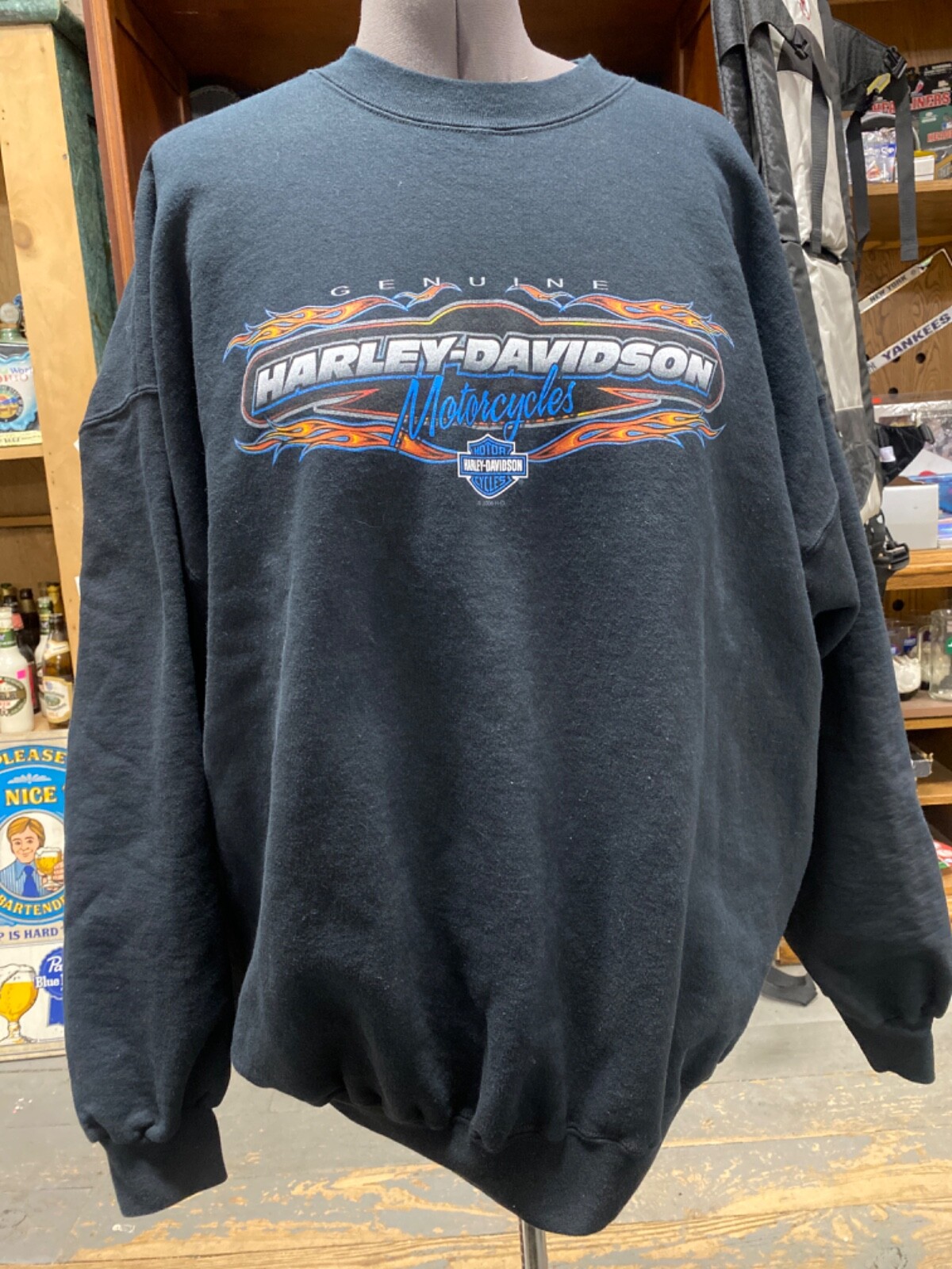 Harley Davidson Men's Danbury Bar & Shield Crew Neck … Gem