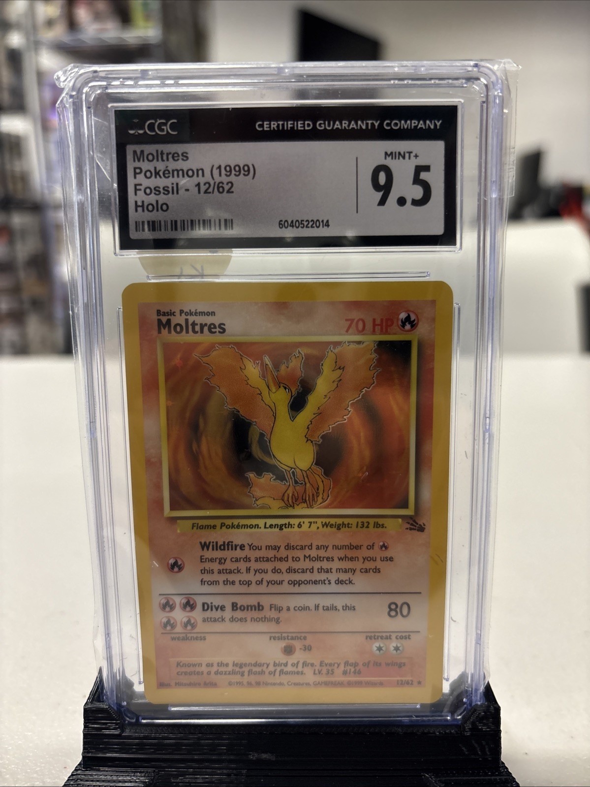 Moltres 12/62 Fossil Holo CGC 9.5