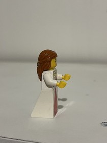 Lego Castle Kingdoms Princess Minifigs Maiden Lady 7947
