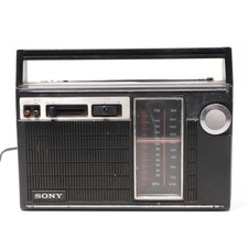 1970's Sony Portable Radio TFM-7070 W AM-FM with Cord  Antenna
