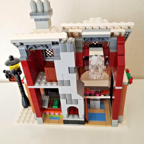 LEGO Creator Winter Village Bakery 10216 In 2010 Retired Complete Parts