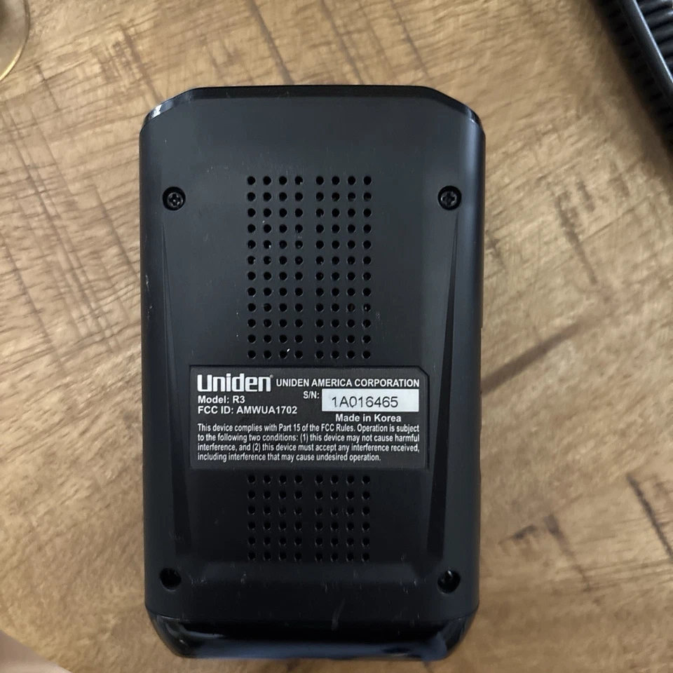 Uniden R3 Extreme Voice Alert Long Range Radar and Laser Detector - Matte Black - Image 3 of 4