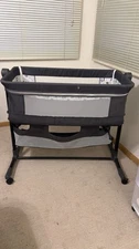 Bedside Bassinet Baby Bedside Sleeper with Wheels and Adjustable Height