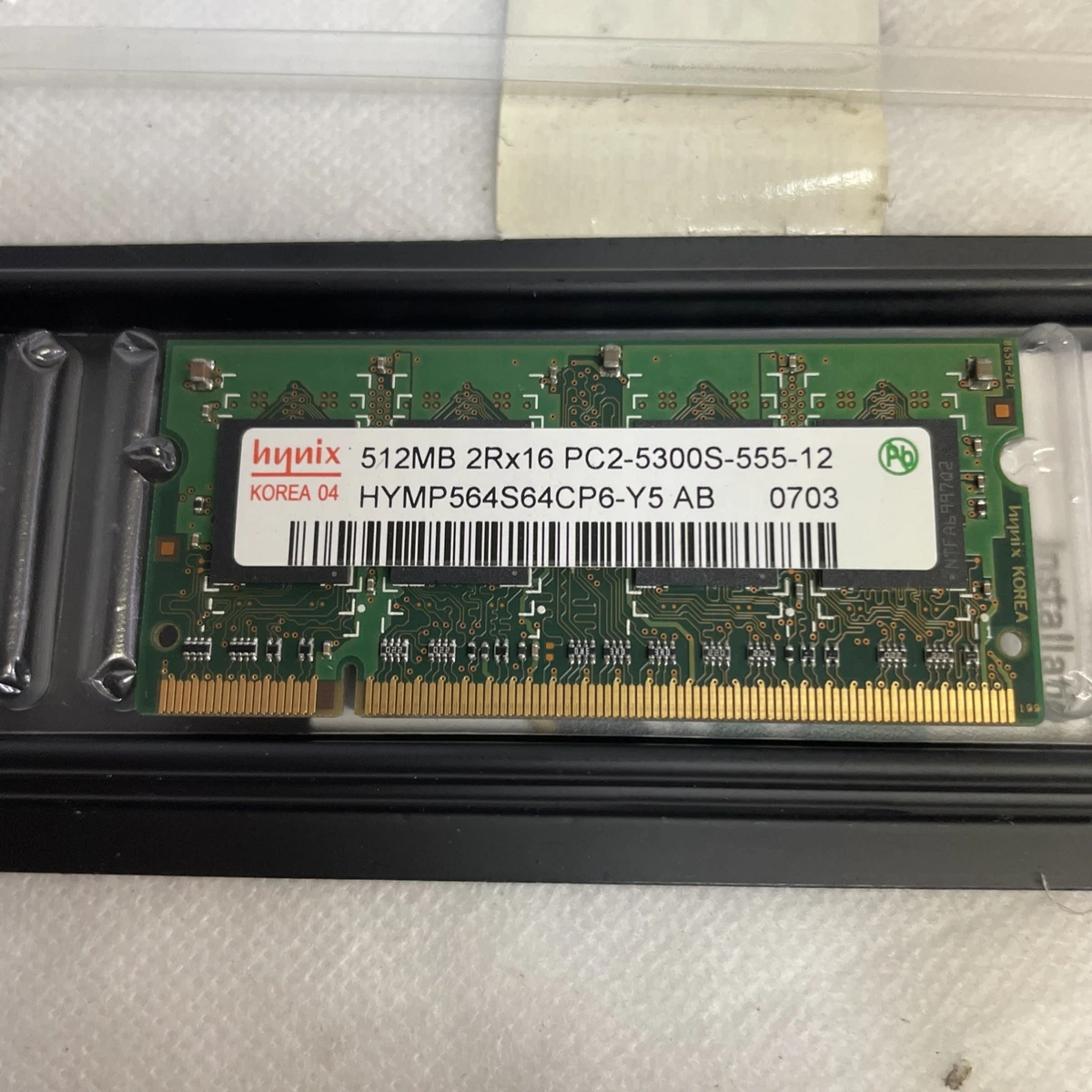 Hynix PC2-5300 DDR2-667 Computer Memory (RAM) 512 MB Capacity per