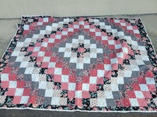 Vintage Stitched Floral Design Quilt Comforter Blanket 87x77