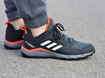 terrex agravic tr trail