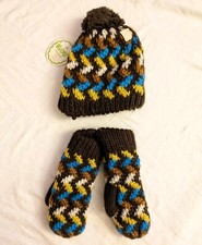 NOS Vintage 1970s Knit Winter SET Mittens POM Pom Hat Brown Blue Yellow WARMO