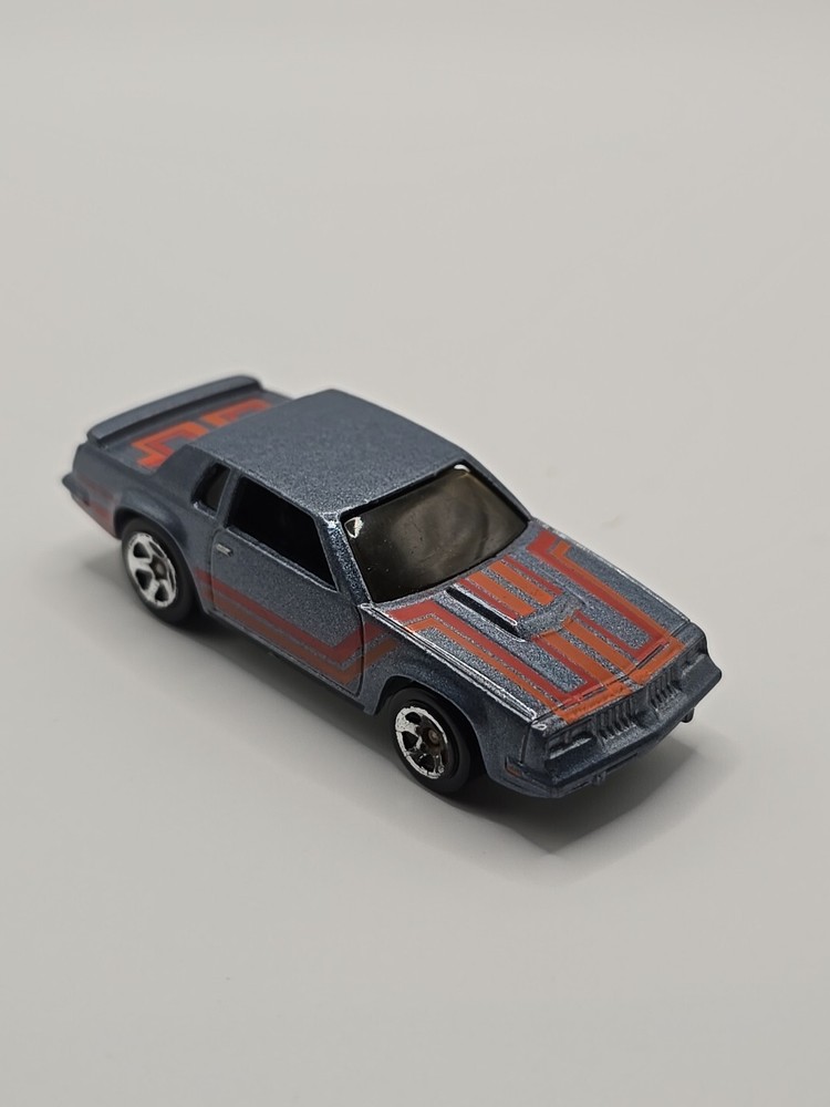 2016 Hot Wheels Exclusive ‘84 Hurst Olds DNF23 1:64 Diecast