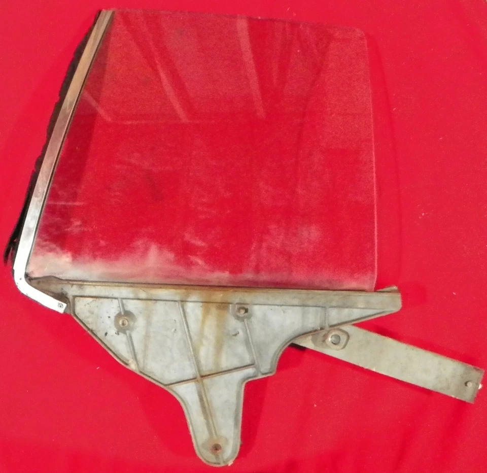 1971 1972 1973 1974 CHARGER SE DRIVER SIDE TINTED REAR QUARTER GLASS  - Image 2 of 3